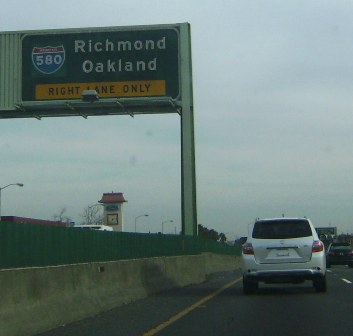 oakland-sign.JPG