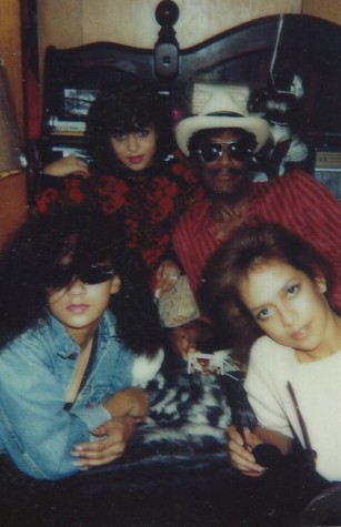 Robert Beck, aka Iceberg Slim, with daughters Camille, 22, Melody, 19, and Misty Beck, 16.  http://rollingout.com/entertainment/jay-z-ice-ts-mentor-iceberg-slims-pimp-autobiography-re-released-by-cash-money